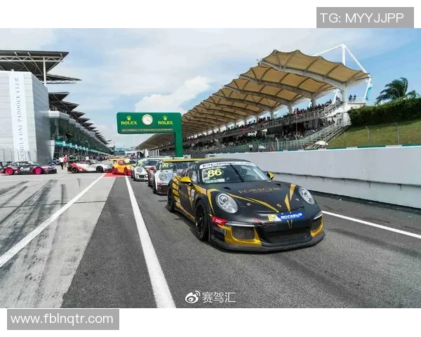 上海羽毛球队在世界锦标赛积分榜上以80分稳居第一名展现强劲实力